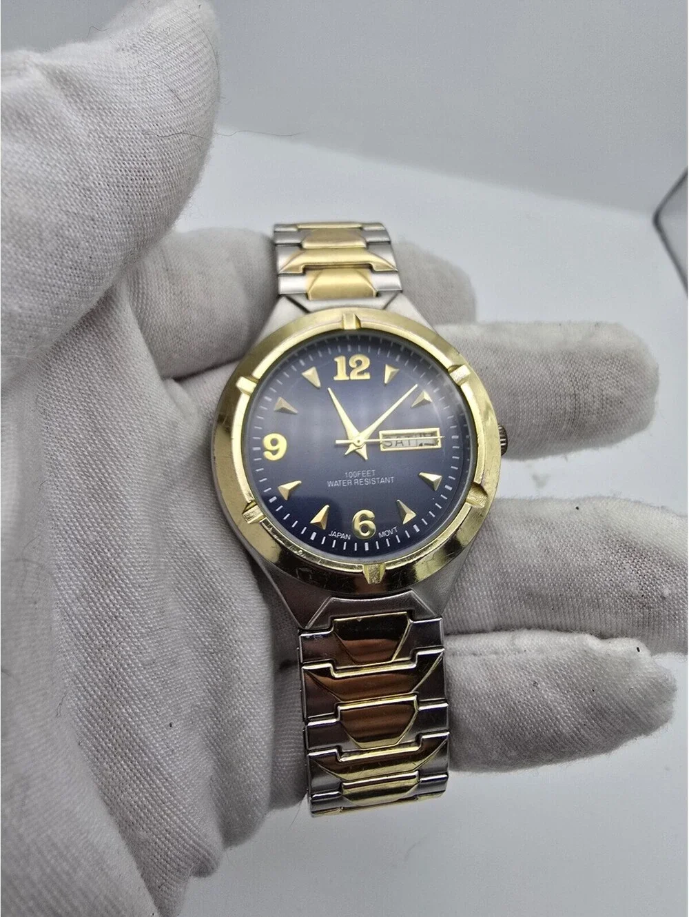 Two Toned Men's Analog Watch Stretch Band Water Resistant 100 FT Date Indicator